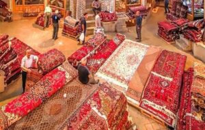 آخرین میخ بر تابوت صنعت فرش آذربایجان غربی/ چرا مسئولان صدای بافندگان را نمی‌شنوند؟