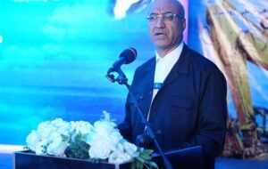 آمریکایی‌ها و صهیونیست‌ها از راه‌های مختلف پیغام آتش‌بس فرستادند