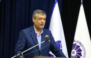 ادامه مسیر فعلی اقتصادی استان کرمان به پایان منابع زیرزمینی منجر می‌شود