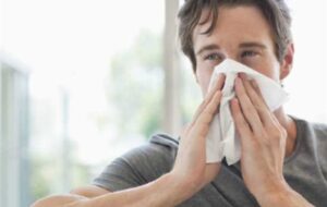 افزایش شیوع آنفلوآنزا در کرمانشاه/ با چه نشانه‌ای به پزشک مراجعه کنیم؟