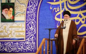 انتقاد ‌آیت‌الله علم‌الهدی از ‌وضعیت اقتصادی و اجتماعی