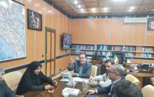 انتقاد استاندار ایلام از نگاه جزیره‌ای و بخشی‌نگری در واگذاری زمین