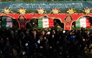 بازگشت فرزندان بی‌نام به آغوش زاگرس/ بدرقه‌ای عاشقانه برای 7 شهید گمنام در کرمانشاه