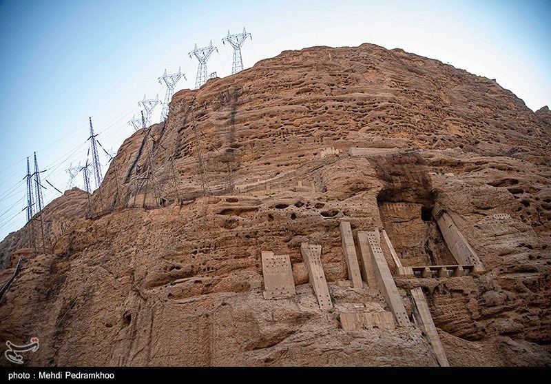 بحران آب و برق در سد کرخه/ چرا نیروگاه از مدار تولید خارج شد؟