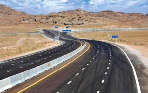 برنامه‌ریزی ساخت 480 کیلومتر آزادراه در استان یزد در 5 سال