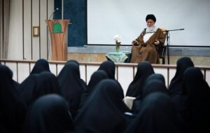 جهاد اجتماعی بانوان طلبه در احیای مسئله زن و حجاب