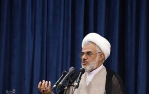 دشمن تلاش دارد زن مسلمان را از خانواده و هویت انسانی‌اش جدا کند