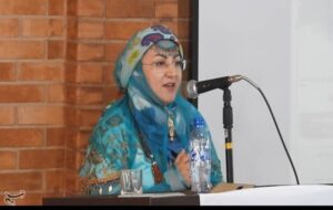 شعرهایی که در راستای منویات رهبری روشنایی و امید می دهند/چرایی ادبیات دفاع مقدس به زبان روزگار