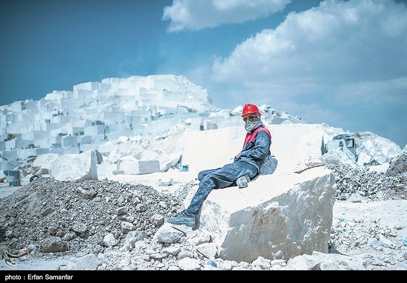 صنعت سنگ ایران در آستانه فروپاشی/ چراغ معادن را دولت خاموش کرد/ صادرات سنگ بیجان شد! صنعت سنگ ایران در آستانه فروپاشی/ چراغ معادن را دولت خاموش کرد/ صادرات سنگ بیجان شد!