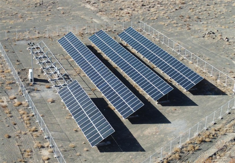 قطار انرژی سبز به نهبندان رسید/250 مگاوات خورشیدی در مسیر تولید