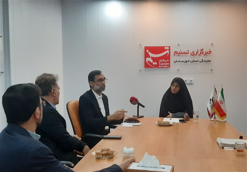 میزگرد| آیا آموزش مجازی ماهیت نقش معلم را تغییر داده است؟/مشکل فقط گوشی و اینترنت نیست