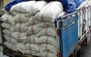 نان آغشته به رانت در سنندج؛ بیش از 22 هزار کیسه آرد غیب شد!