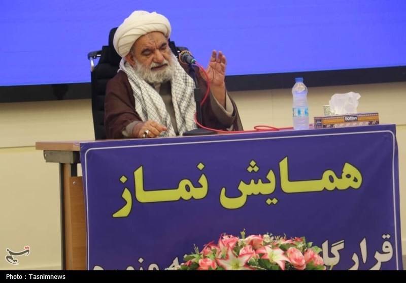 نماز عامل اقتدار و مقاومت در مکتب جهاد و ولایت