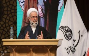 هنر دینی باید از دعا و وحی تغذیه کند و به مکتب جهانی تبدیل شود