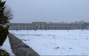 ورود سامانه سرد و بارشی به اصفهان؛ بارش برف و باران و کاهش دما از فردا