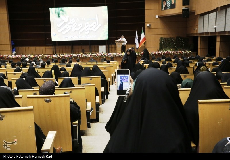 پنجمین دوره «راهیان مقاومت» با حضور دانشجویان دانشگاه فرهنگیان هرمزگان آغاز شد پنجمین دوره «راهیان مقاومت» با حضور دانشجویان دانشگاه فرهنگیان هرمزگان آغاز شد