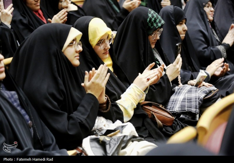 پنجمین دوره «راهیان مقاومت» با حضور دانشجویان دانشگاه فرهنگیان هرمزگان آغاز شد پنجمین دوره «راهیان مقاومت» با حضور دانشجویان دانشگاه فرهنگیان هرمزگان آغاز شد