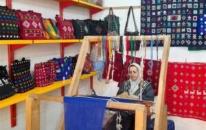 چادرشبی که برای زنده ماندن می‌جنگد؛ روایت دغدغه‌های یک کارگاه کوچک