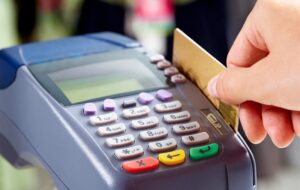 یادداشت| مالیات 8 درصدی؛ شکنجه کسب‌وکارهای شفاف و پاداش فراری‌ها