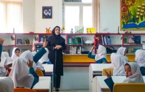 آغاز به‌کار مدارس آوج با یک ساعت تأخیر/ادارات استان تعطیل نیست