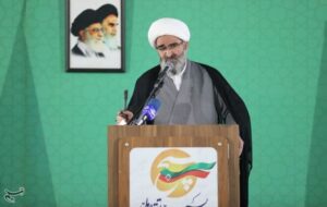 امام جمعه سمنان: حساب دانشجویان و بازاریان از آشوبگران جداست