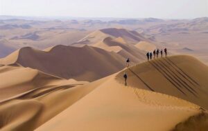 بازدید 130 گردشگر از بیابان جهانی لوت در پاییز