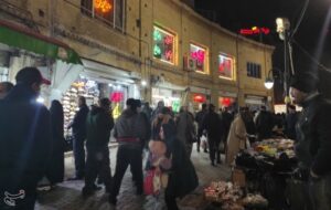 دست خالی ضدانقلاب در زنجان/ شلوغی بازار در روز اعلام فراخوان اعتصاب