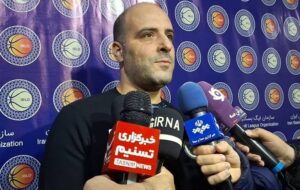 عذرخواهی «مخدومی» از هواداران؛ اشتباه بازی می‌کنیم