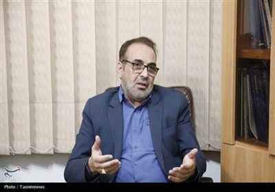 مدیریت بحران هویتی نسل جوان در عصر رسانه‌های اجتماعی