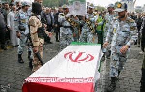 پیکر 30 شهید مدافع امنیت فردا در اصفهان تشییع می‌شود