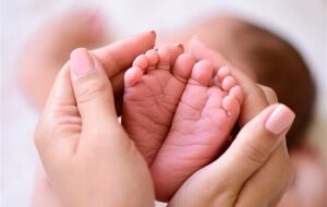 183 خانواده در استان مرکزی پس از مشاوره از سقط جنین منصرف شدند