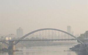 آلودگی هوای خوزستان جوانی جمعیت را تهدید می‌کند