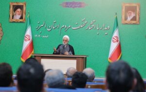 ‌اژه‌ای: اهانت به پرچم ایران در دانشگاه‌ قابل‌قبول نیست