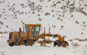 برف راه ارتباطی 100 روستای کهگیلویه و بویراحمد را مسدود کرد