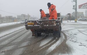 برف‌روبی 6000 کیلومتر از محورهای مواصلاتی کرمانشاه