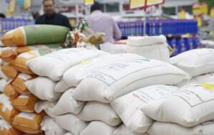 توزیع 1150 تن برنج و روغن خوراکی در کرمانشاه