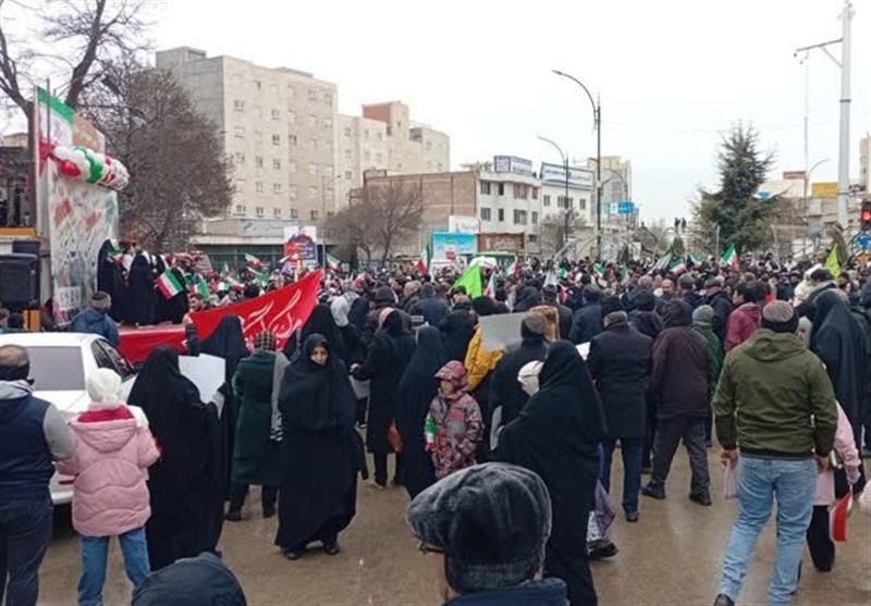 جشن باشکوه حضور در سوز و سرمای اردبیل اخبار استان اردبیل , دهه فجر انقلاب اسلامی , راهپیمایی22بهمن ,
