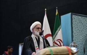 حضور مردم بزرگ‌ترین سلاح در برابر دشمنان انقلاب اسلامی است