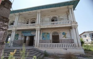 داستان غم‌انگیز یک بنای قاجاری؛ “تجارتخانه روس‌‌” بنای متروکه شد