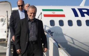 رئیس‌جمهور وارد مشهد شد