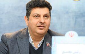 سمیع‌زاده: مراکز تخصصی شنا به چه حقی از مربیان به اجبار پول می‌گیرند؟‌