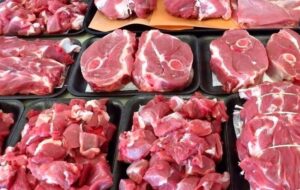 قیمت مصوب در بازار کردستان رعایت نمی‌شود؛ گوشت از سفره مردم پر می‌کشد