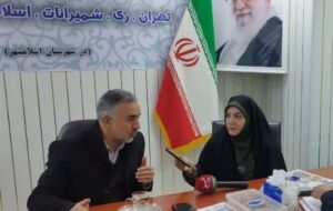 مسیر اعطای یارانه به برخی کالاها مانند بنزین غلط است