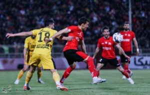 نگاهی به تقابل سپاهان و تراکتور؛جنون به توان هزار