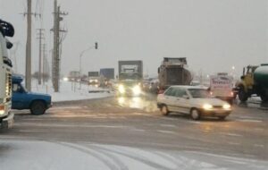 هشدار پلیس راه: گردنه‌های قزوین مه‌آلود و یخ‌زده‌اند