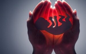 پیامدهای وحشتناک سقط جنین؛ از خونریزی و نابارور‌ی تا مرگ مادر!