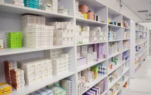 چرا برخی اقلام دارویی کمیاب می‌شوند؟