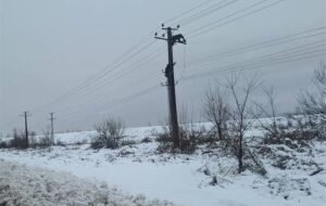 کاهش مشترکان بدون برق از 70 هزار به حدود 5 هزار مشترک ناشی از بارش برف