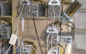 کشف مزرعه استخراج رمز‌ ارز‌‌ و دستگیری سارقان توسط پلیس لرستان