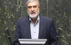 آمریکا و رژیم صهیونیستی به درِ بسته ملت ایران خوردند